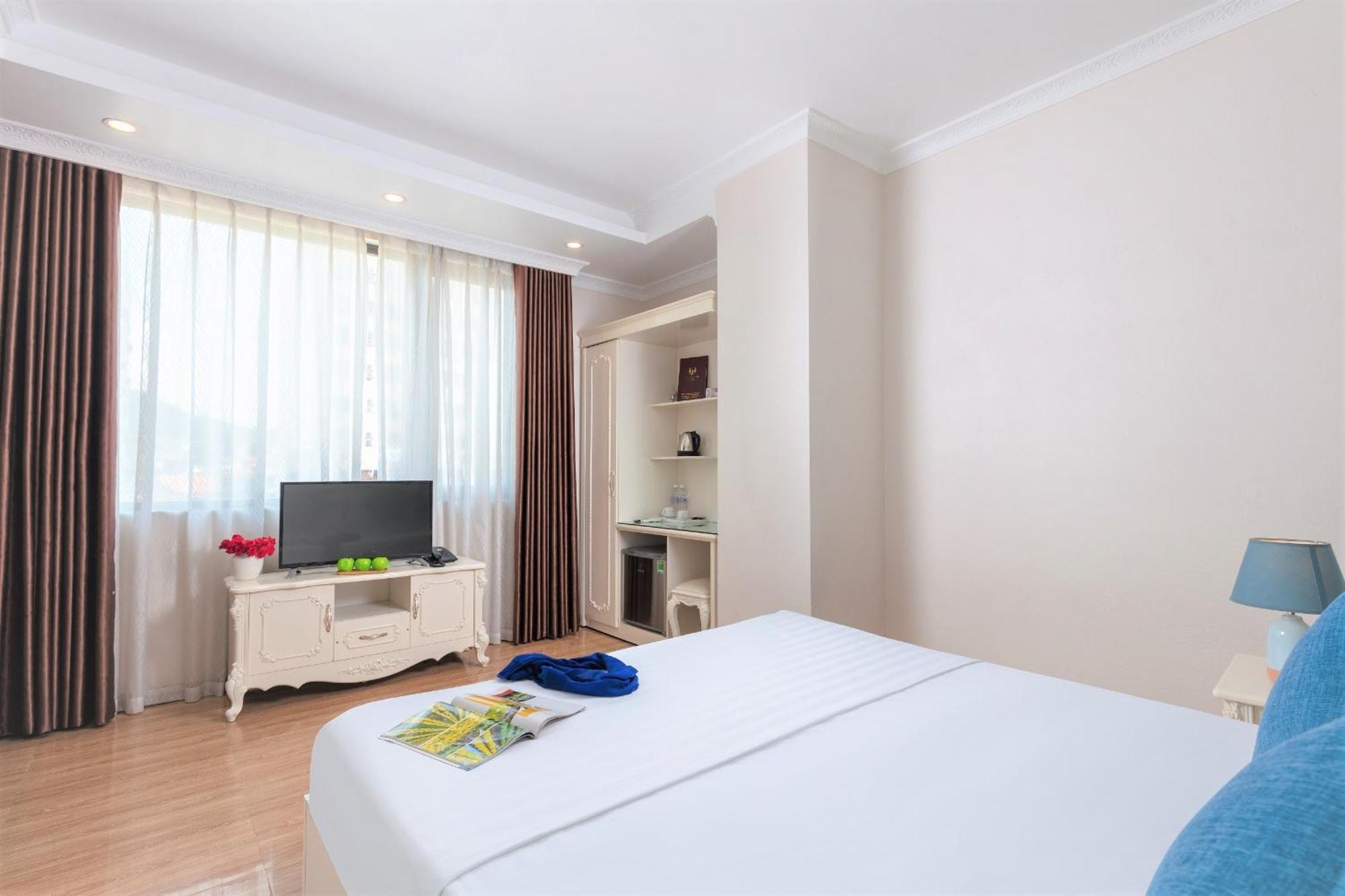 Phoenix Hotel Ha Long Buitenkant foto